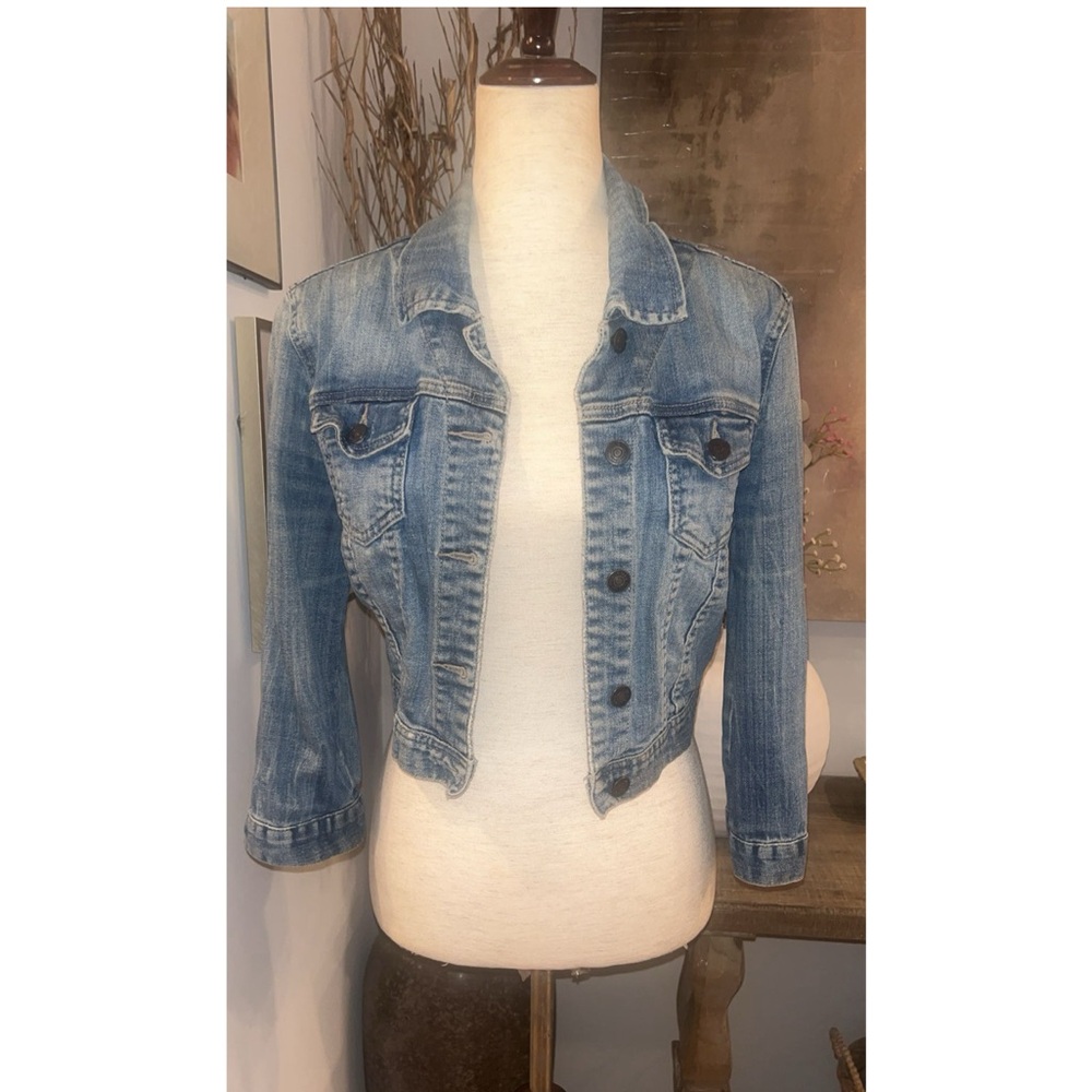 I Love H81 cropped distressed denim jacket size M